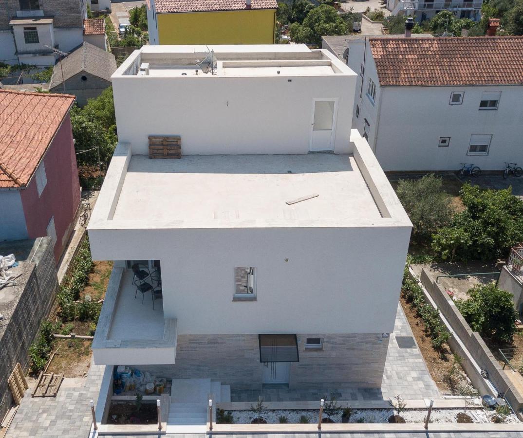 Vila Regina Apartment Rex With Swimming Pool Jezera Dış mekan fotoğraf