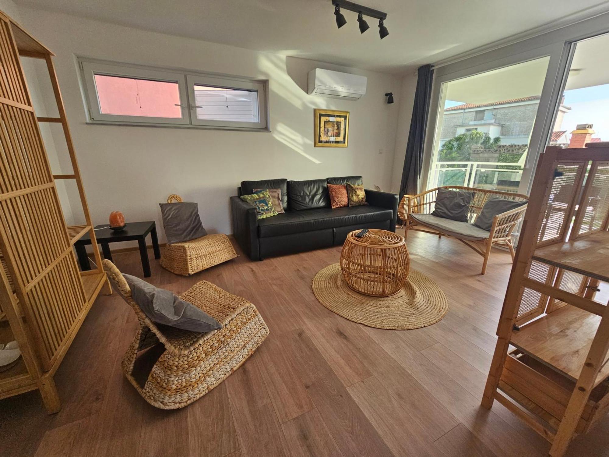 Vila Regina Apartment Rex With Swimming Pool Jezera Dış mekan fotoğraf