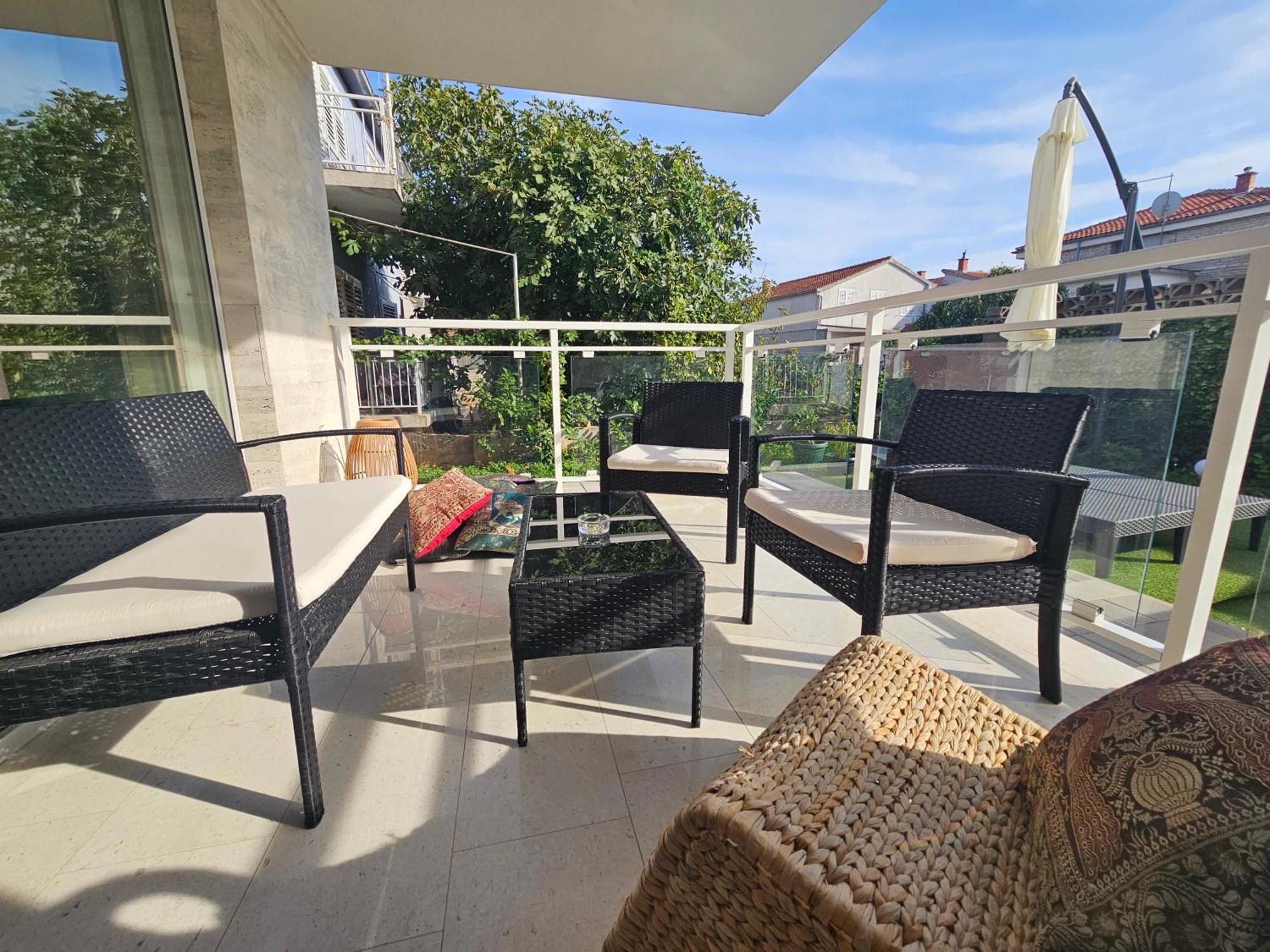 Vila Regina Apartment Rex With Swimming Pool Jezera Dış mekan fotoğraf