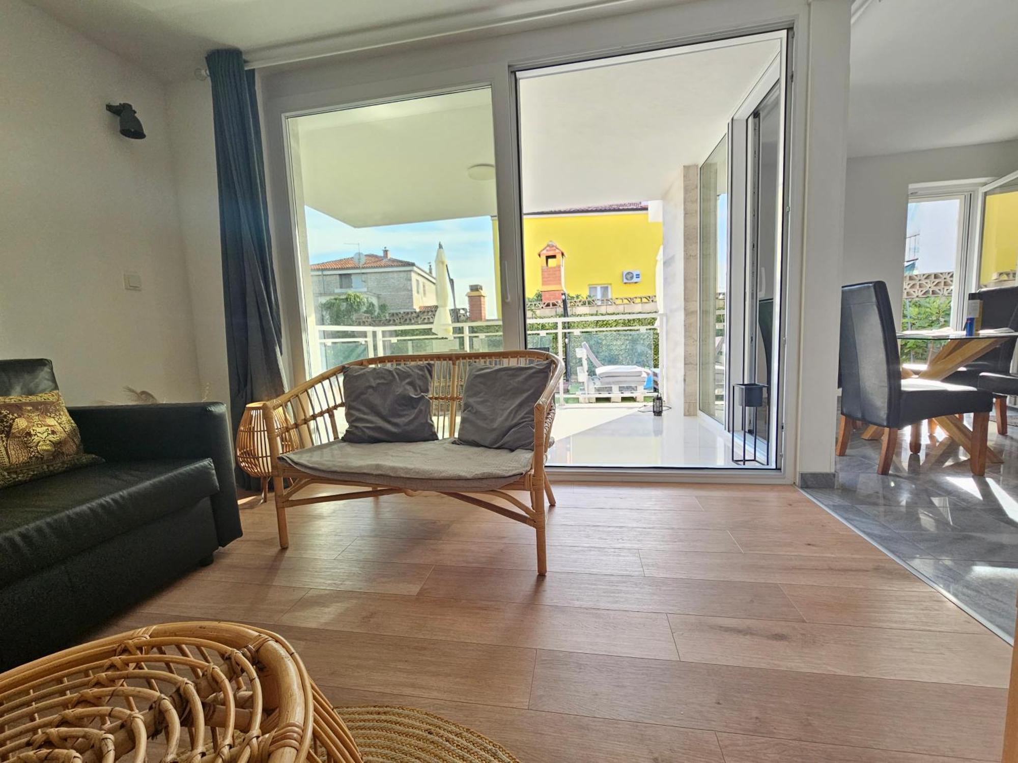 Vila Regina Apartment Rex With Swimming Pool Jezera Dış mekan fotoğraf