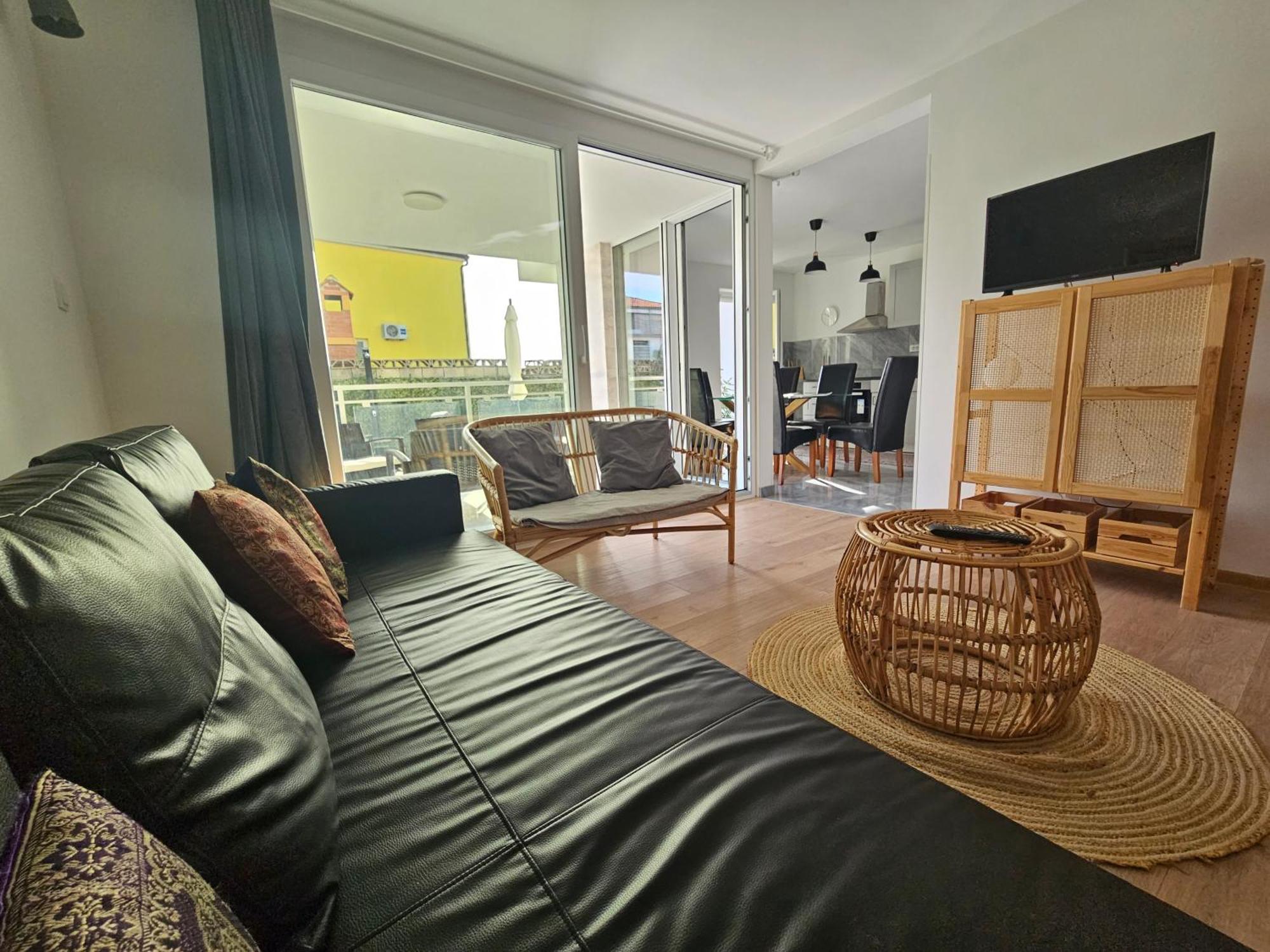 Vila Regina Apartment Rex With Swimming Pool Jezera Dış mekan fotoğraf