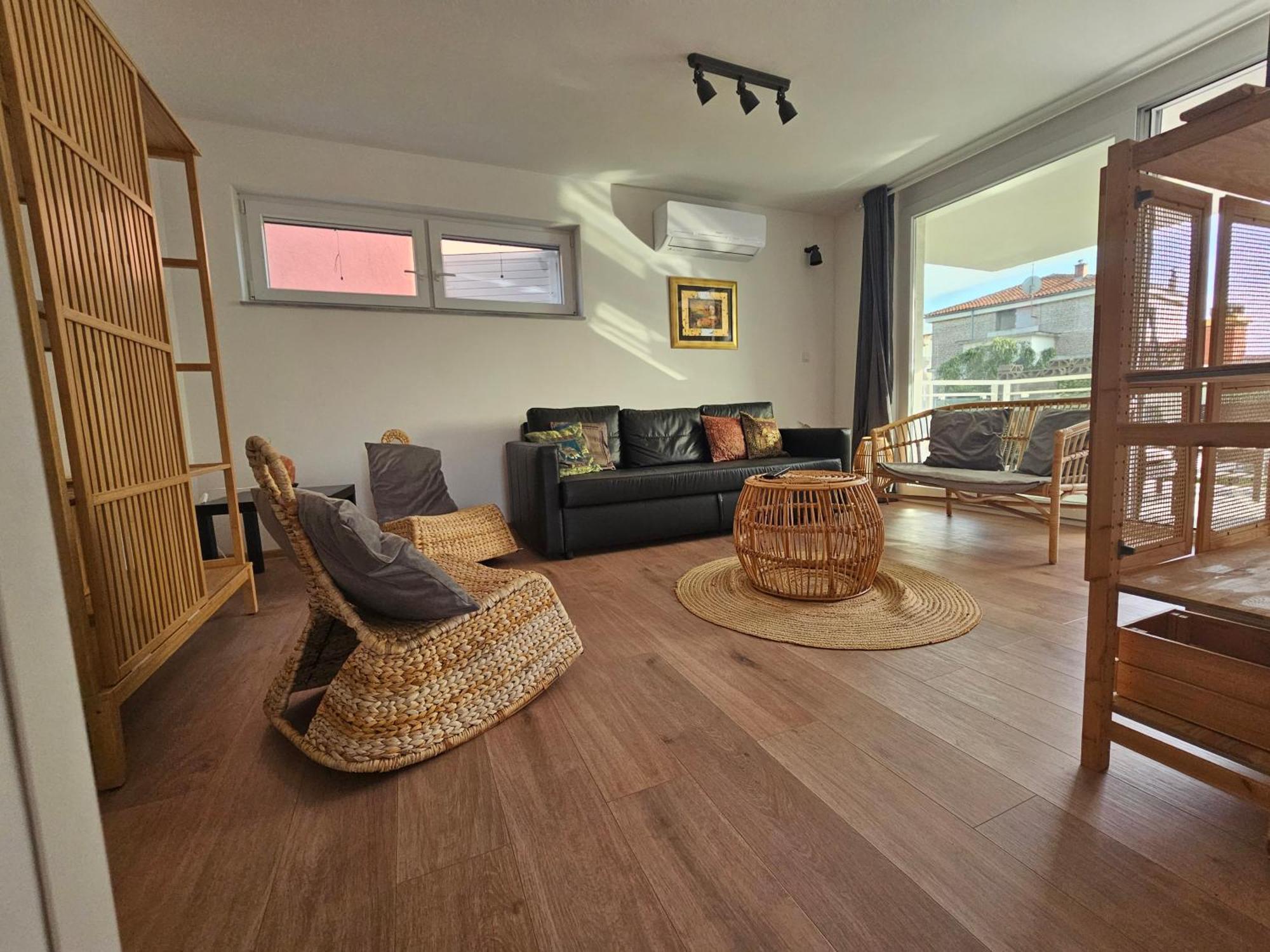 Vila Regina Apartment Rex With Swimming Pool Jezera Dış mekan fotoğraf