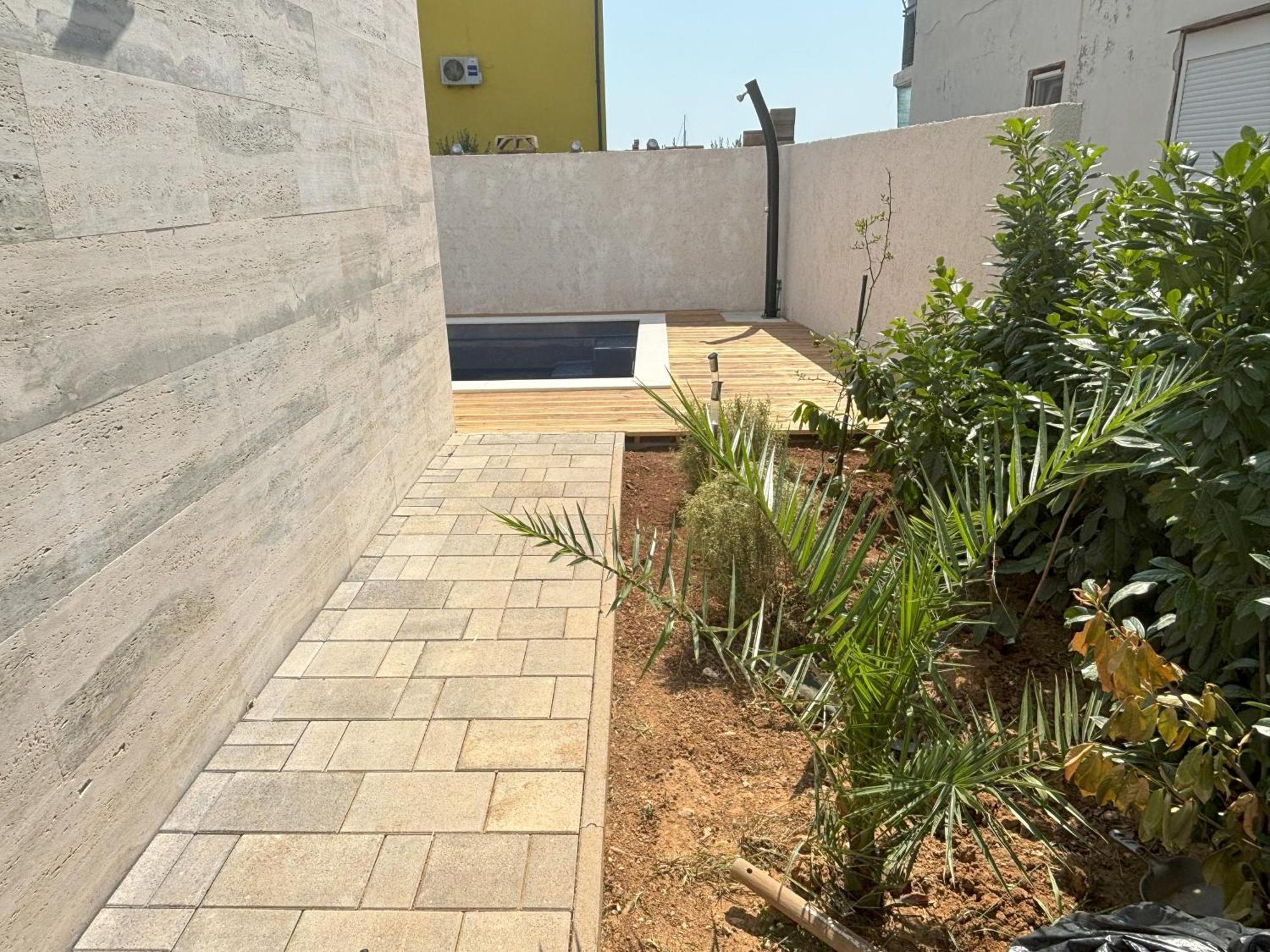 Vila Regina Apartment Rex With Swimming Pool Jezera Dış mekan fotoğraf