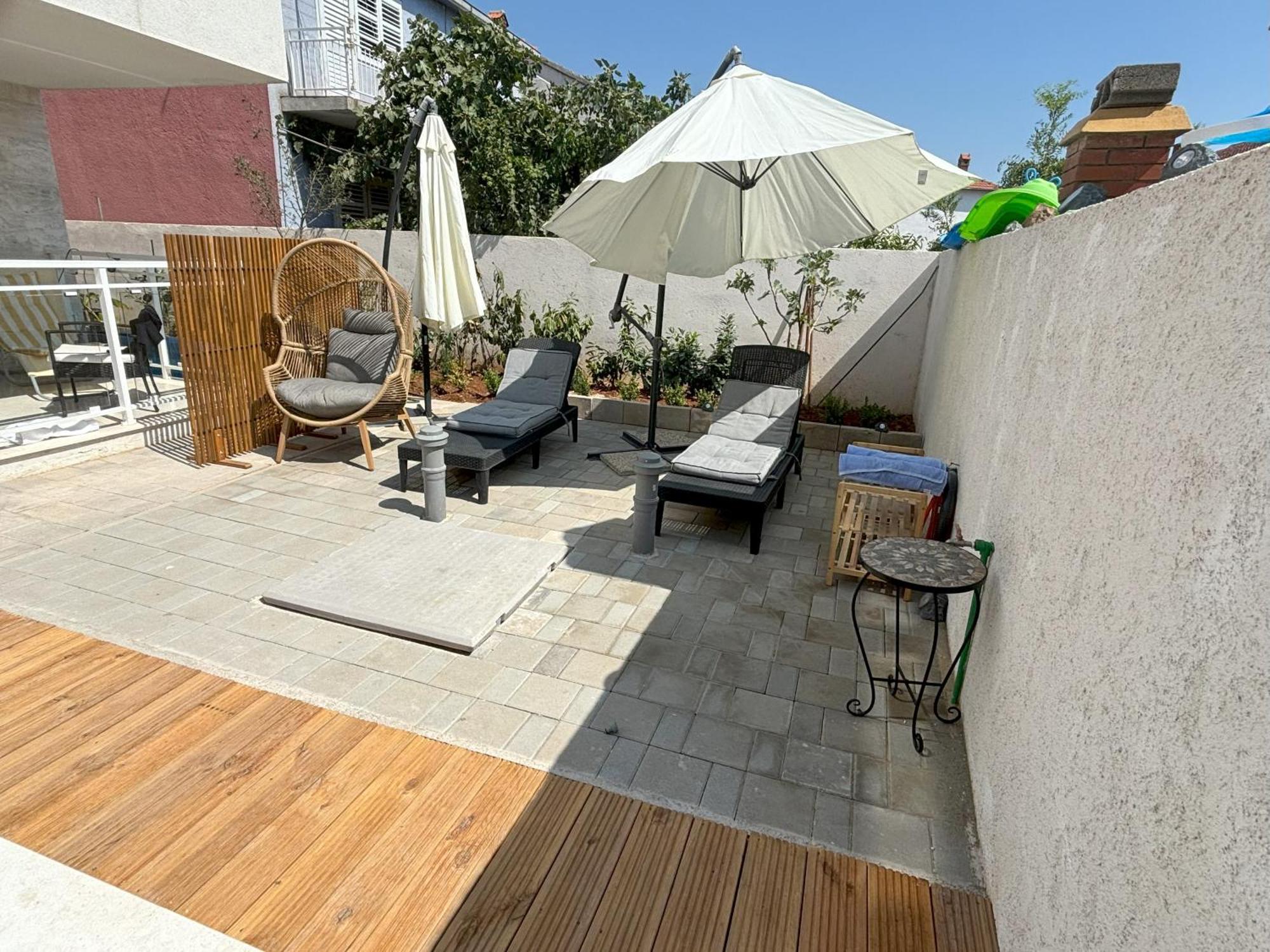 Vila Regina Apartment Rex With Swimming Pool Jezera Dış mekan fotoğraf