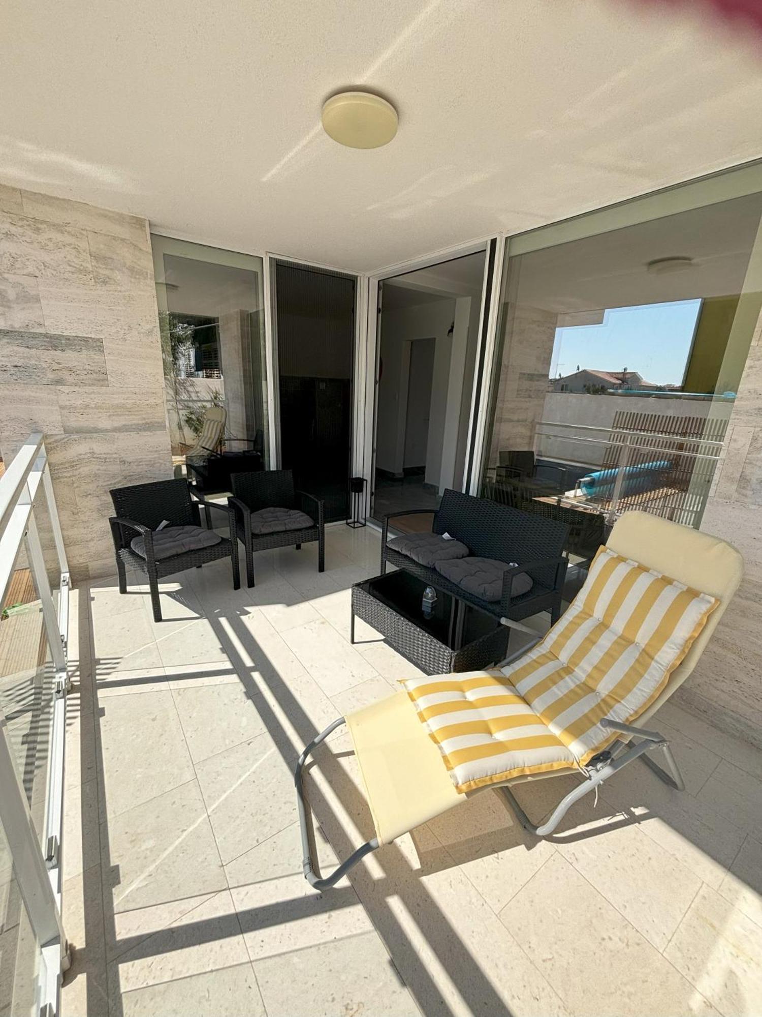 Vila Regina Apartment Rex With Swimming Pool Jezera Dış mekan fotoğraf